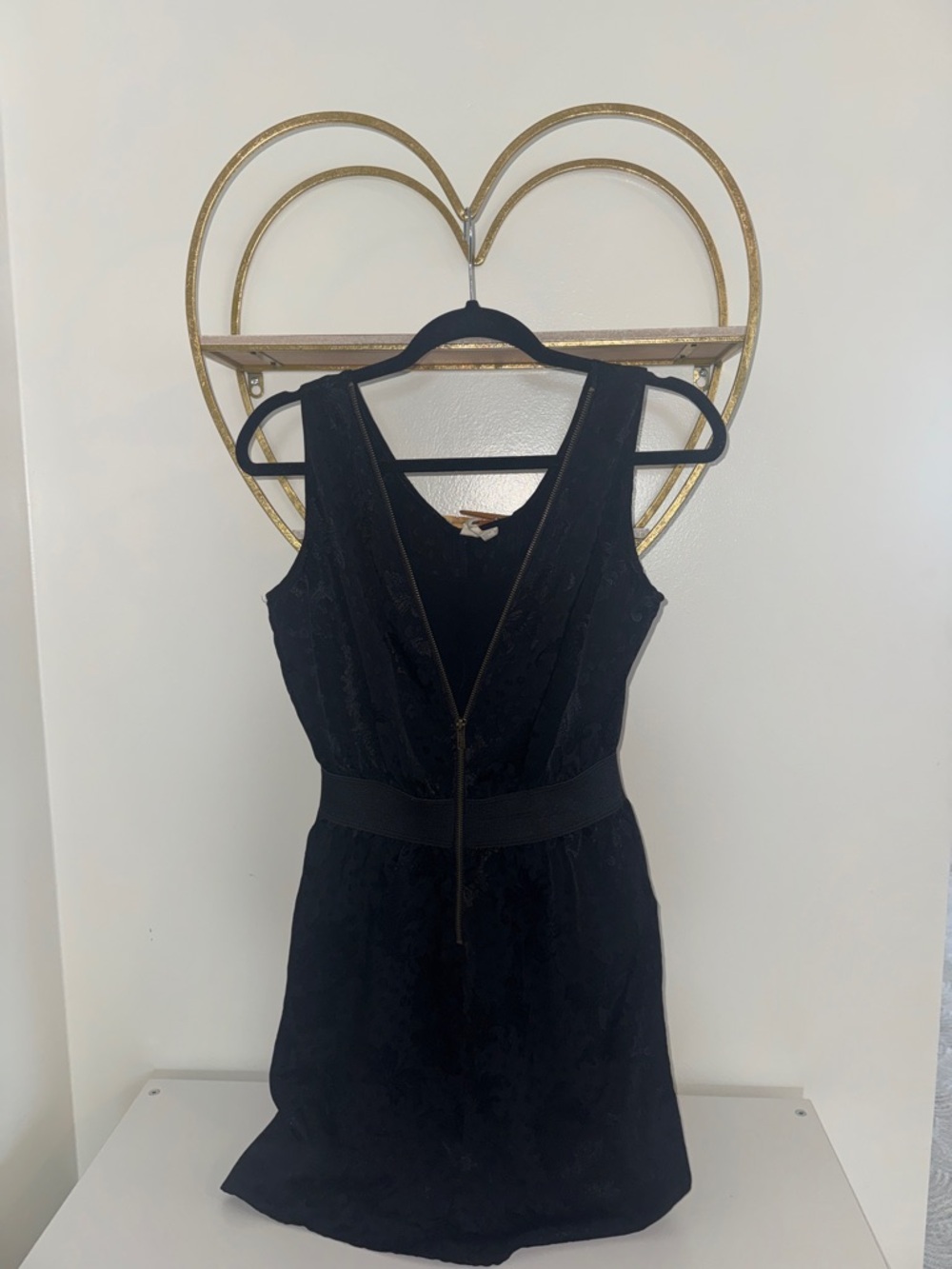 Urban Outfitters Black V‑Neck Sleeveless Dress